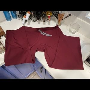 Figs scrubs. Burgundy. Technical collection. Gently used